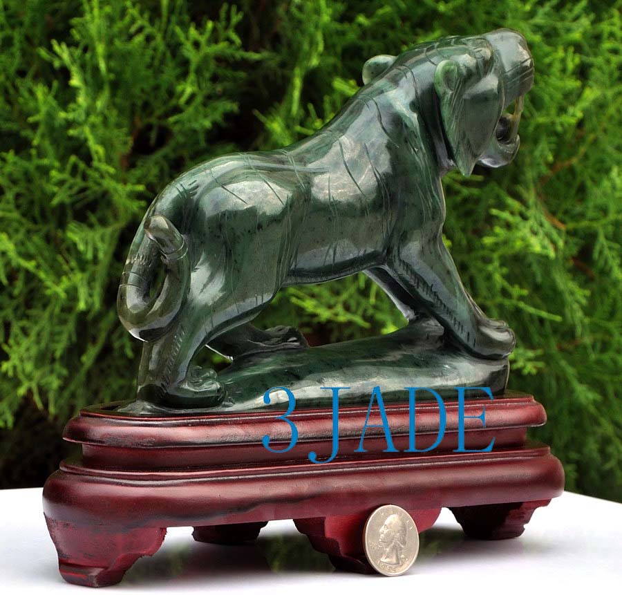 Natural Green Nephrite Jade Tiger Statue / Carving / Sculpture J026133